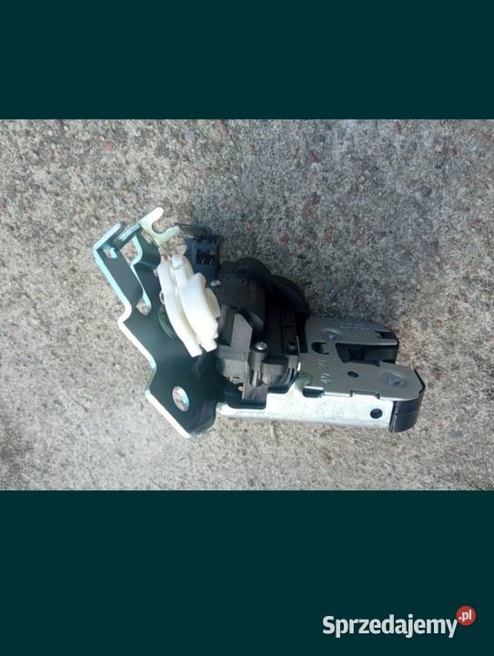 Zamek klapy bagażnika Skoda kamiq scala octavia