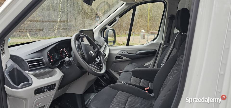 Dostawczy furgon Maxus Deliver 9 światła LED Pozostałe wielkopolskie Jarocin