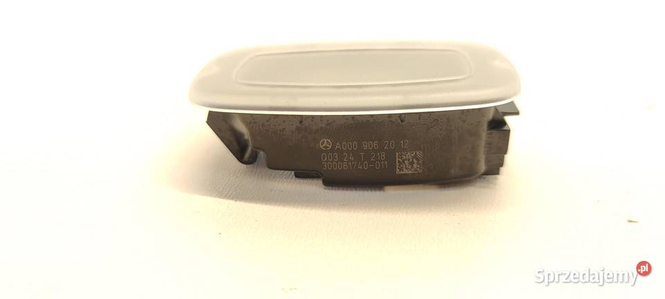 MERCEDES W247 LAMPKA KABINY LED A0009062012 sprzedam