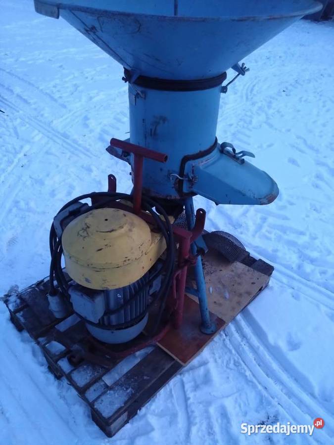 Rozdrabniacz uniwersalny BĄK H1113 Śrutownik do Pratków