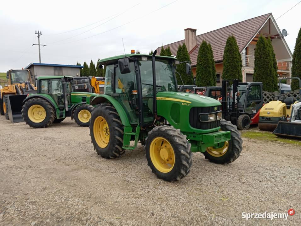 JOHN DEERE 5070M Racławice