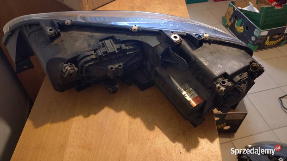 Lampy Xenon lewa prawa Mazda 6 GGGY 20022007 osobowe Nowy Sącz