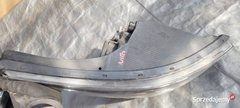 KIA NIRO LIFT PRAWY REFLEKTOR LAMPA PRAWA 1431 sprzedam