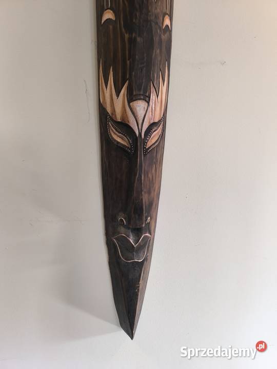 Piękna unikalna maska etniczna Łódź