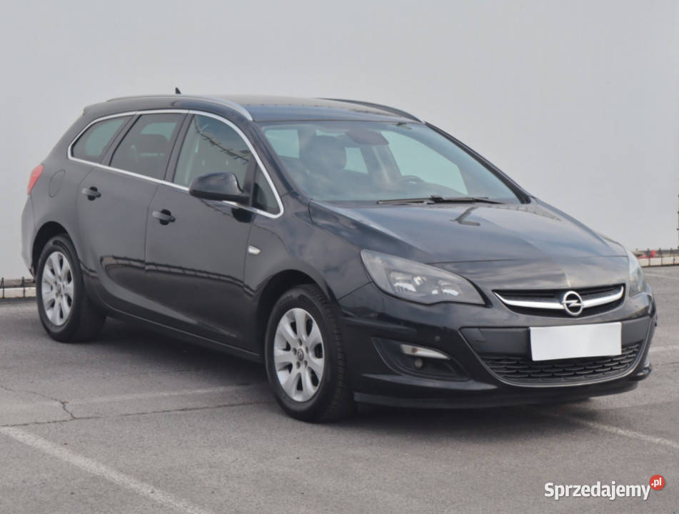Opel Astra 16 CDTI Rok produkcji 2015