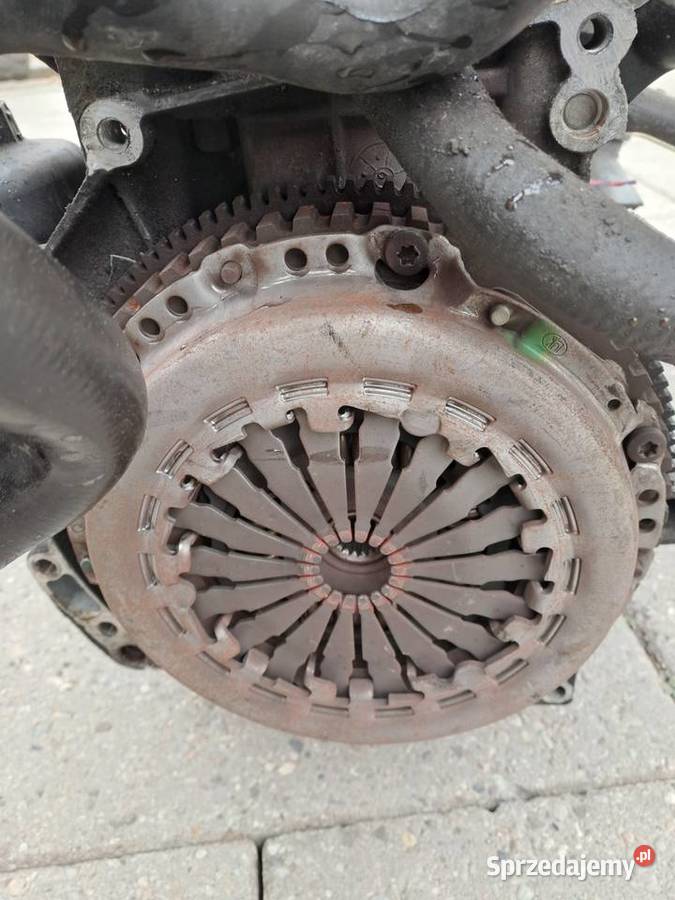 Peugeot 207 14 silnik kompletny kod KFU Jastrzębie-Zdrój