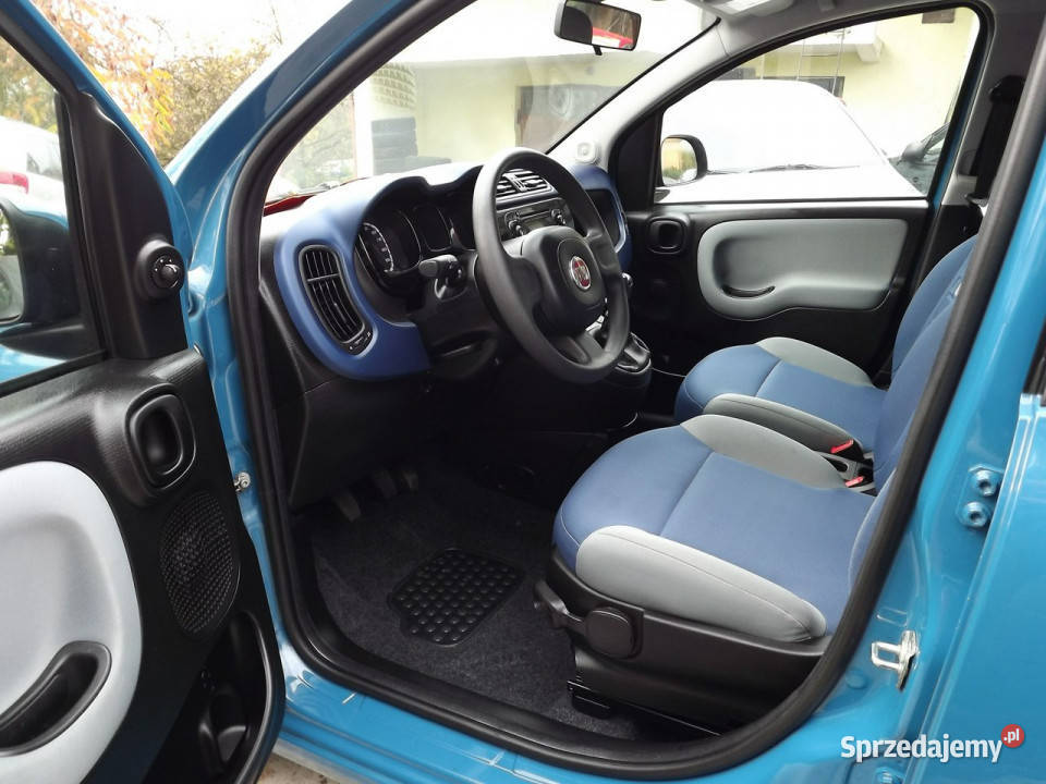 Fiat Panda 345osób NOWAkrajowa1właściciel III Rok produkcji 2015 Panda Skawina
