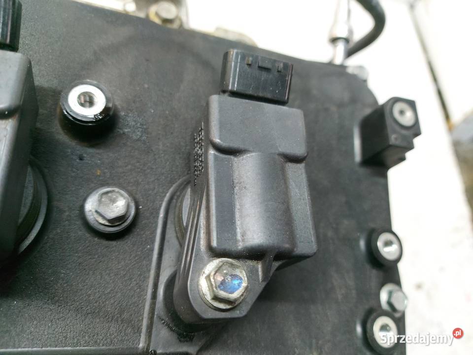 TOYOTA PRIUS IV 18EH HYBRID Silnik kompletny
