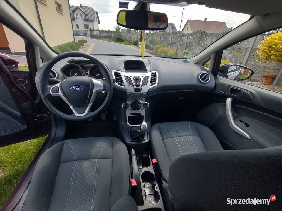 Ford Fiesta 14 benzyna TITANIUM isofix