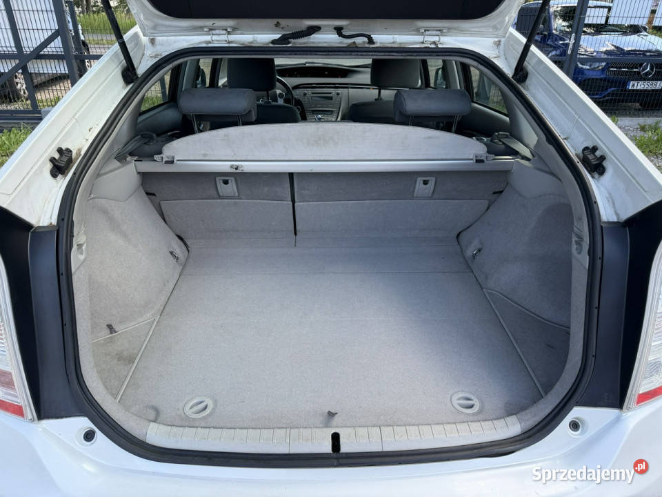 Toyota Prius 18 HSD 136 Serwisowany Bezwypadkowy wspomaganie kierownicy