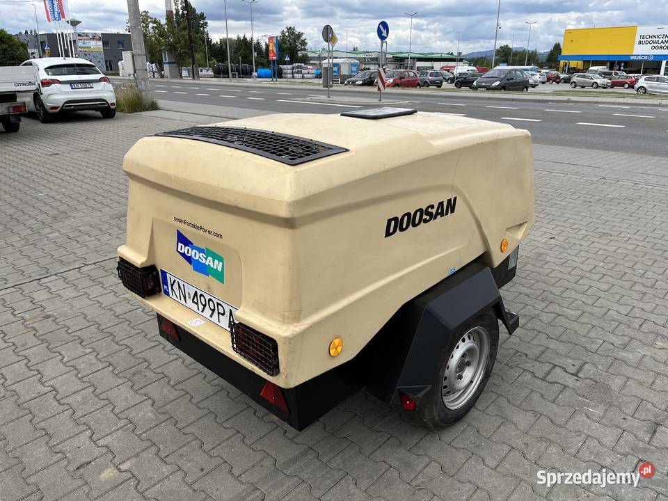 Kompresor sprężarka śrubowa Doosan 726 Ingersoll małopolskie Nowy Sącz