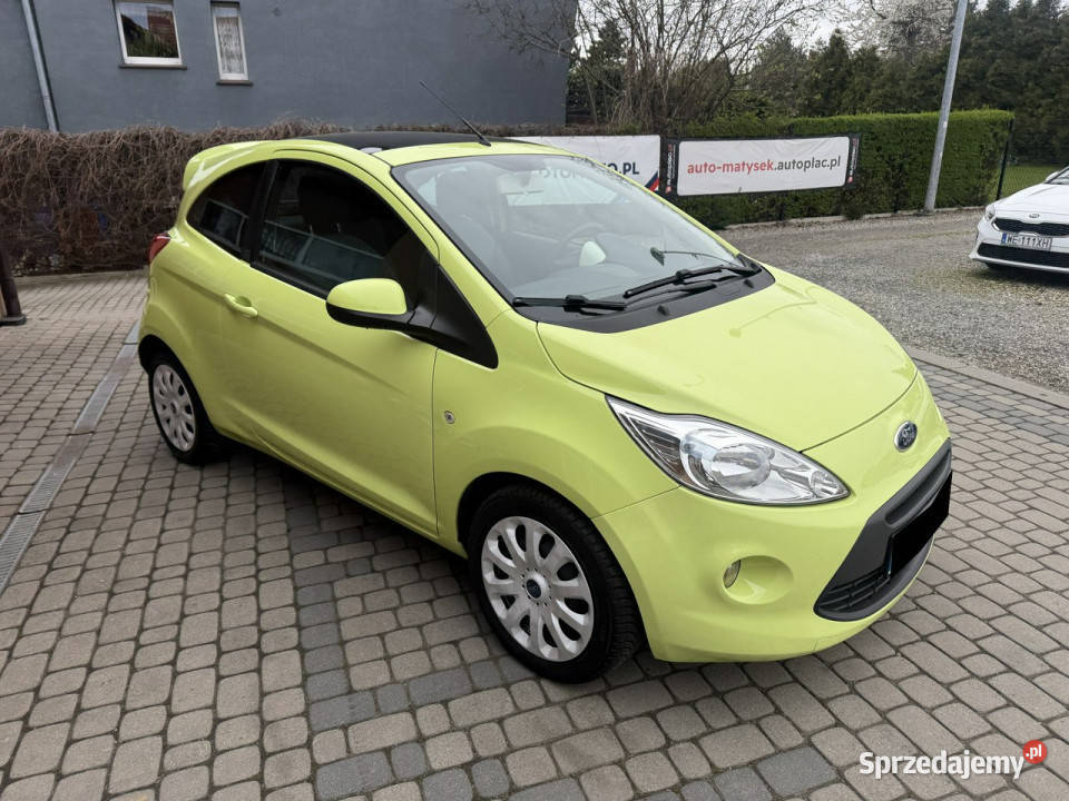 Ford KA 12 69 Klimatronik Panorama II 2008 136000km Orzech