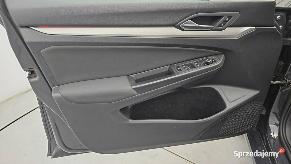 Volkswagen Golf VIII 20 TDI Life Z Polskiego 115KM mazowieckie Warszawa sprzedam