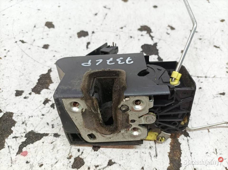 ZAMEK DRZWI LEWY PRZÓD EU 805036293R Dacia