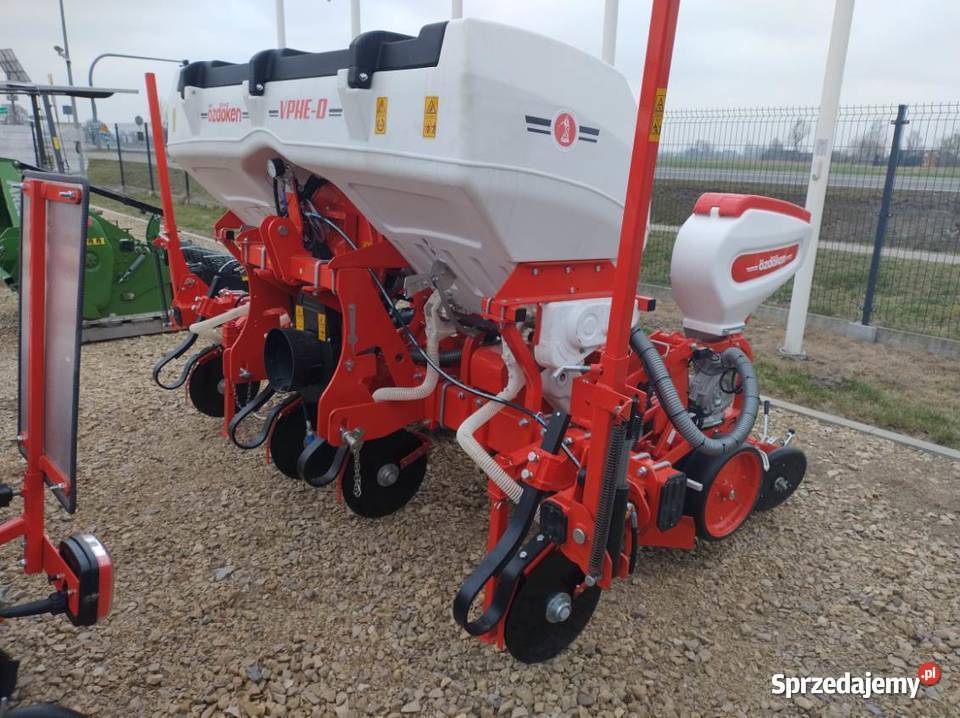 Siewnik 4rzędowy Ozdoken VPHEDG4 łódzkie Piątek
