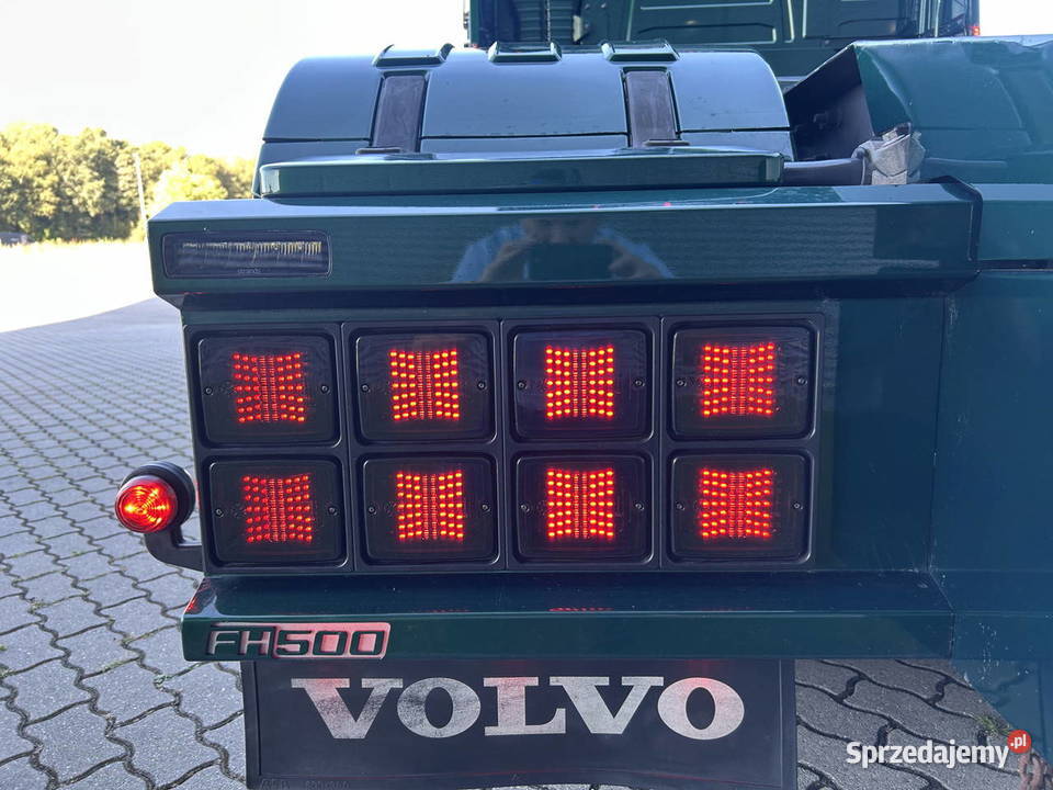 Ciagnik nowy model Volvo FH bezwypadkowy Warszawa