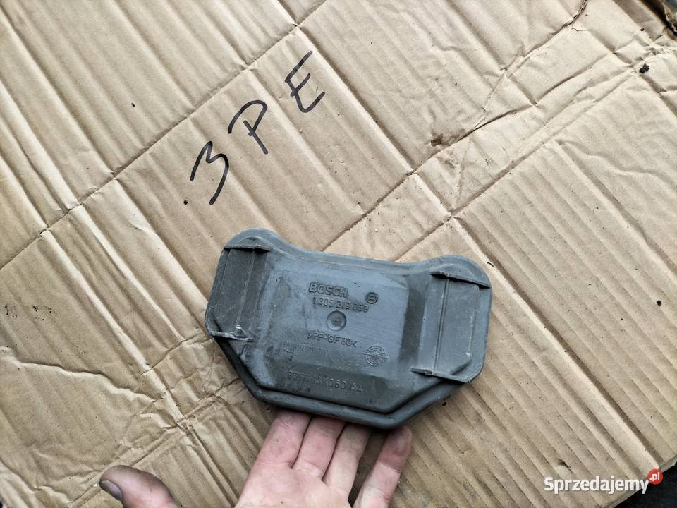 DEKIELEK LAMPY OSŁONA ŻARÓWEK FORD FIESTA MK4