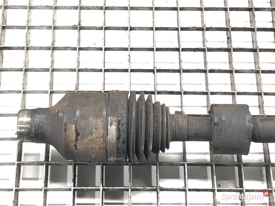 PÓŁOŚ PRAWY PRZÓD SUZUKI SX4 19 120 PRZEGUB