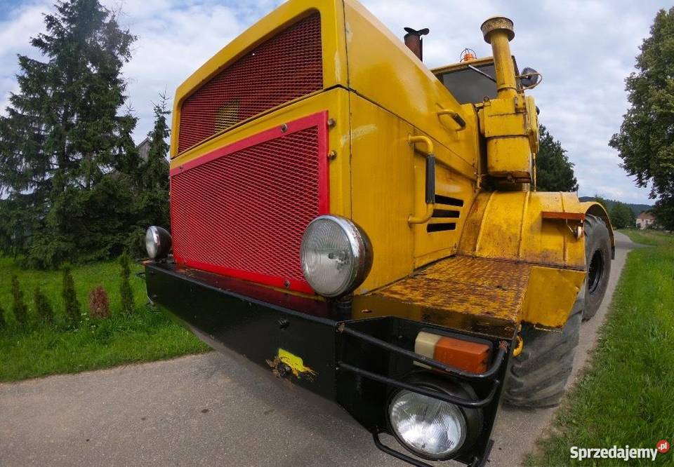 CIĄGNIK KIROVETS K 700 A