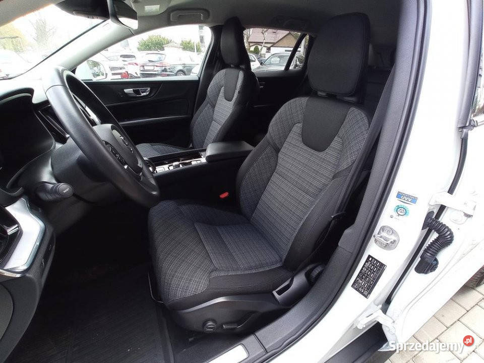 Volvo V60 Cross Country 2022r FV23 Full LED Kraków