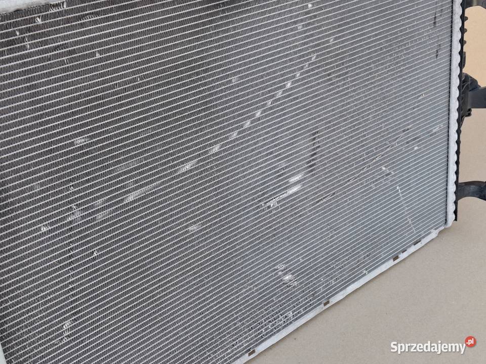 VW T6 TRANSPORTER MULTIVAN CHŁODNICA CIECZY WODY Bieleń