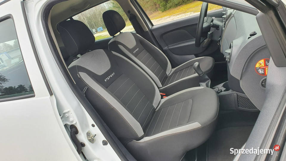 Dacia Sandero Stepway 09 tCe 90 NAVI Klima