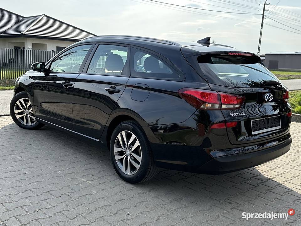 Hyundai i30 16 Crdi kamera Led Wieluń