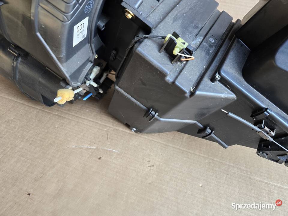 Suzuki Ignis I FH 0003 nagrzewnica ogrzewania osobowe Legnica