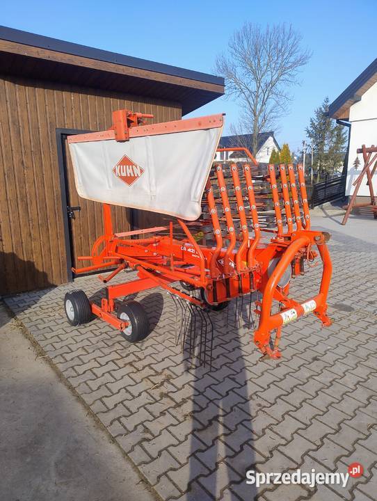 Sprzedam zgrabiarke kuhn sprzedam