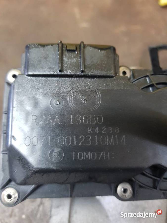 Przepustnice mazda R2AA136B0 osobowe Mielec sprzedam