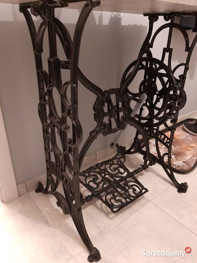 Maszyna do szycia Naumannpodstawa Krzyżanowice