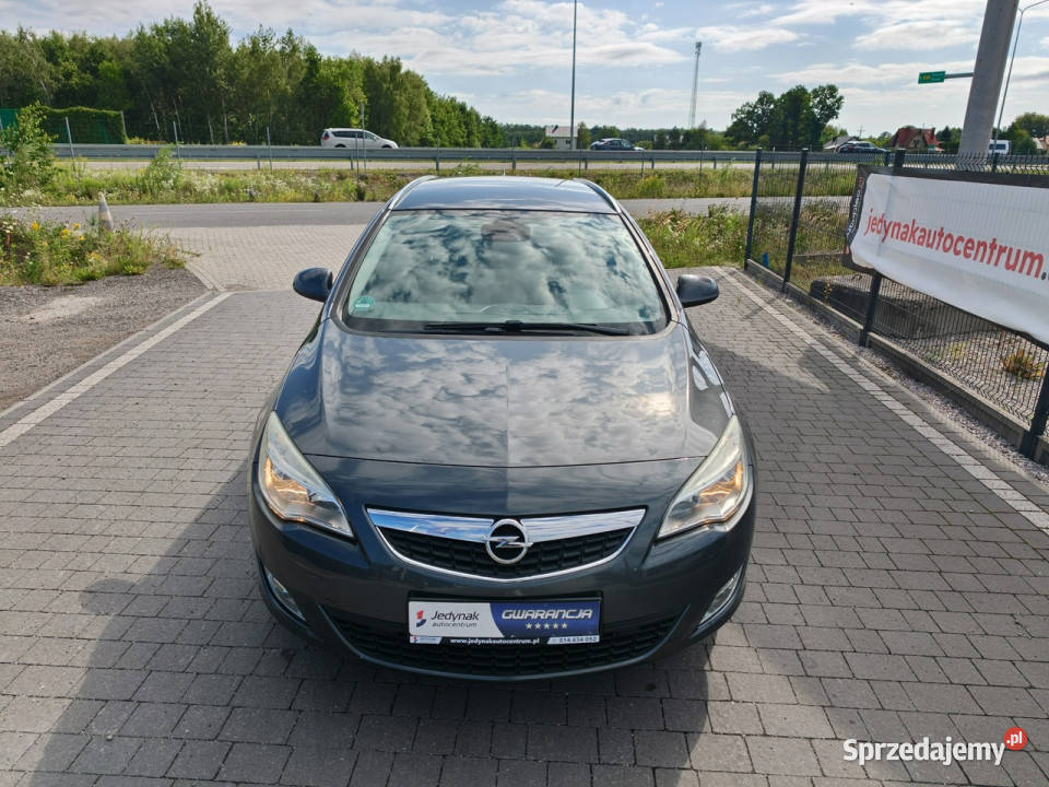 Opel Astra Sports Tourer J 20092019 klimatyzacja Samochody osobowe Lipówki