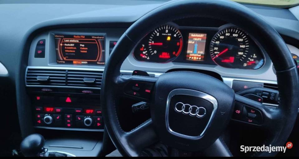 Audi A6 C6 20 TDI kombi lz5B części błotnik Przedecz sprzedam