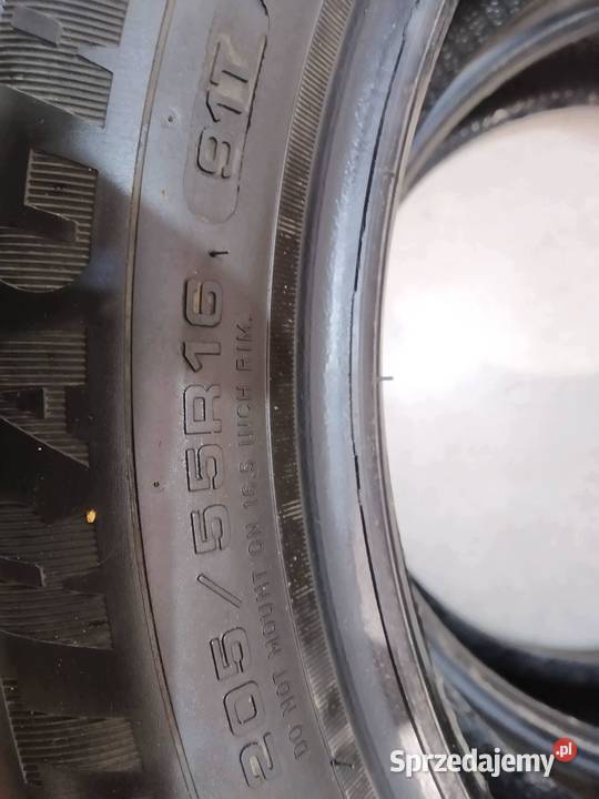 2x OPONA ZIMOWA GOODYEAR ULTRAGRIP 20555R16 1517 55 Samochodowe sprzedam