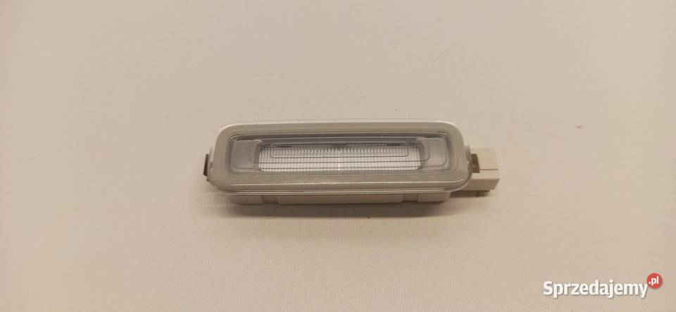 LAMPKA PODSUFITKI LED A4 B9 A5 4M0947105 Oświetlenie kabiny sprzedam