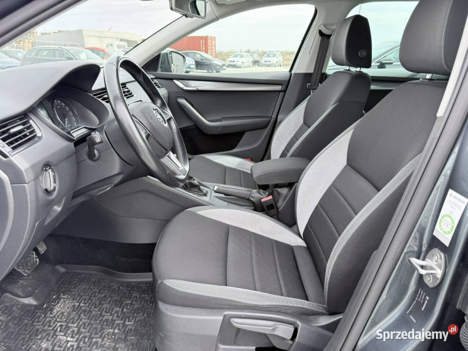koda Octavia 20TDi 150 DSG 2016r JOY Led dolnośląskie Wojkowice