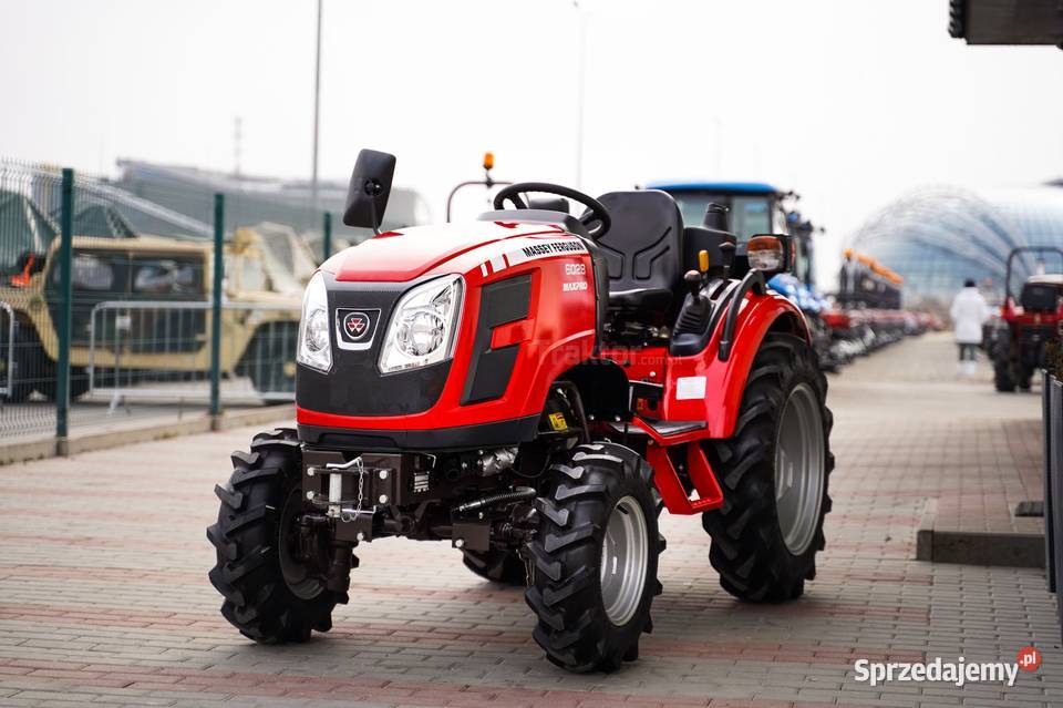 Massey Ferguson MF6028 4 x 4 28 Tajęcina