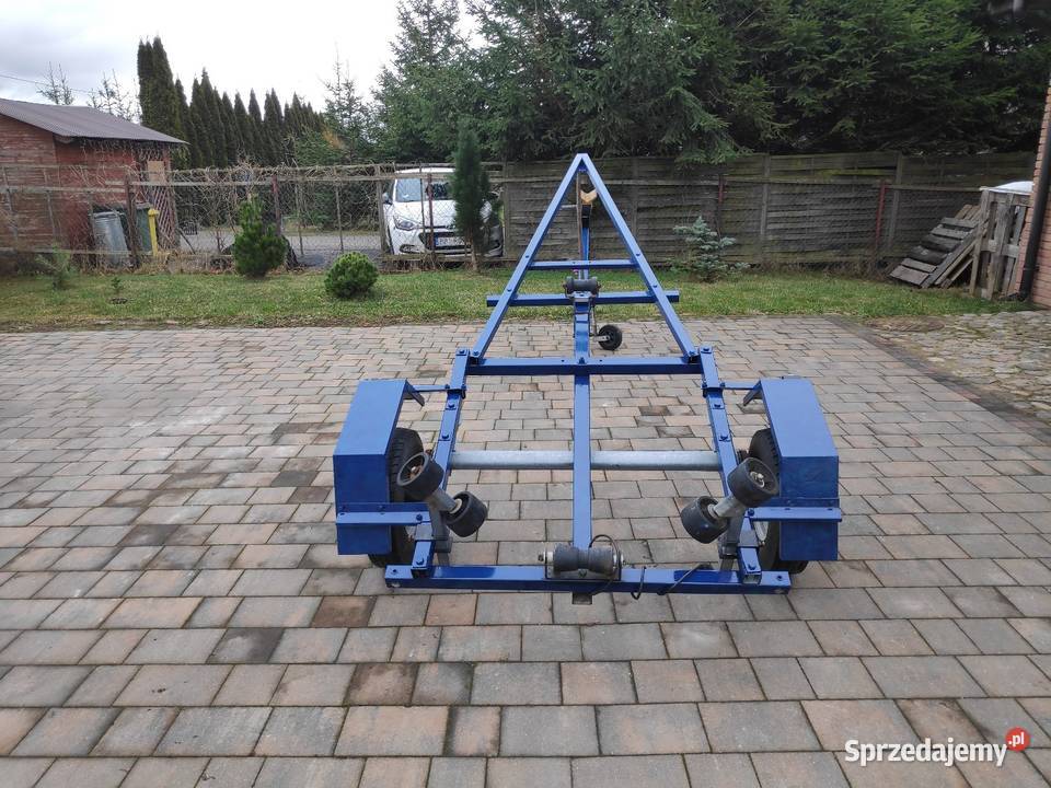 Przyczepa podłodziowa uchylna 4 m 550 dmc warmińsko-mazurskie Ełk