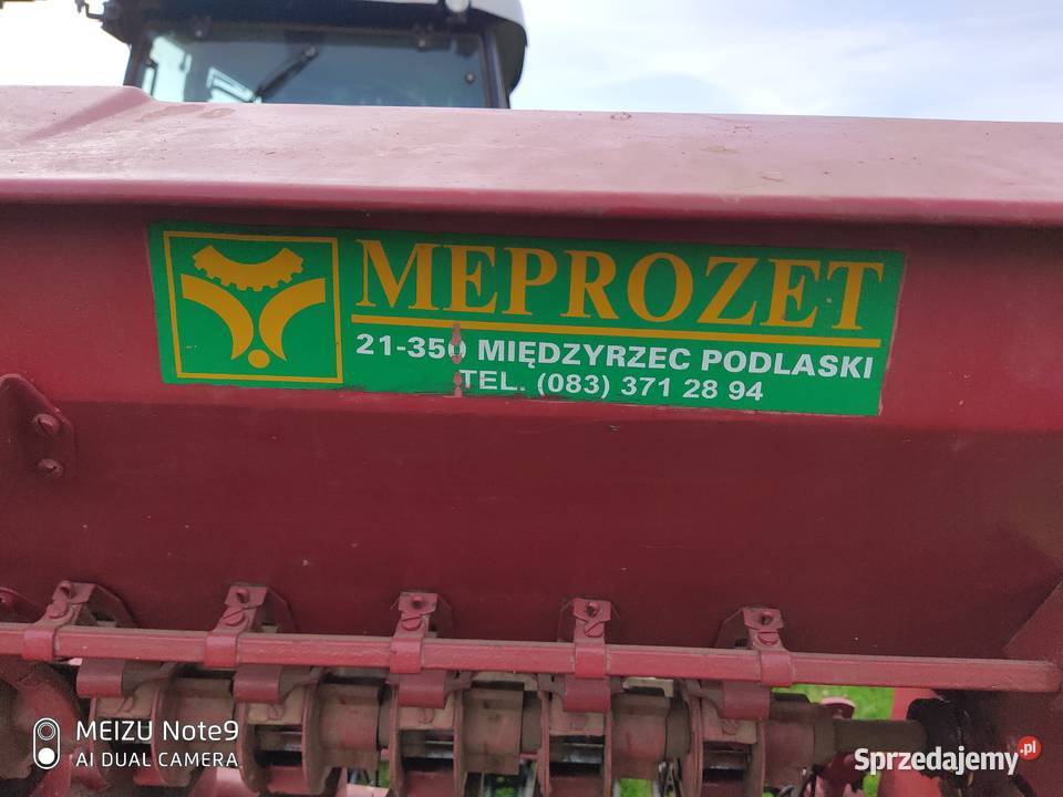 Agregat uprawowo siewny kultywator z siewnikiem