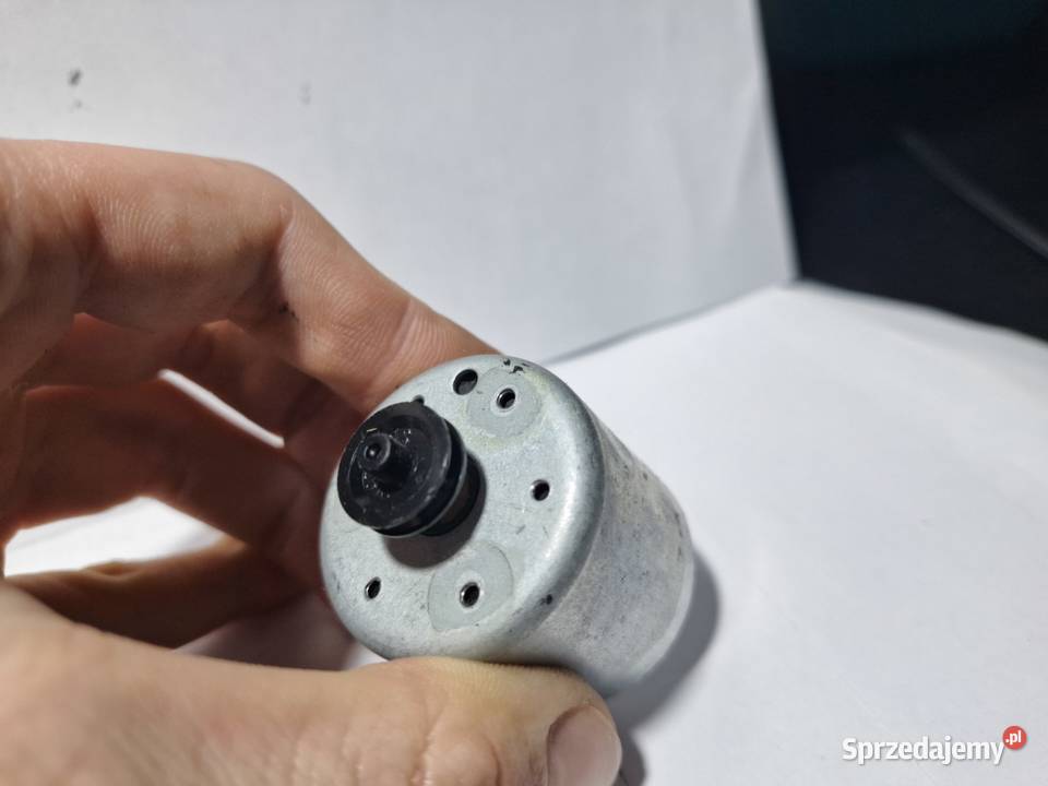 Silnik silniczek do magnetofonu Sankyo BFB2L41T Międzychód
