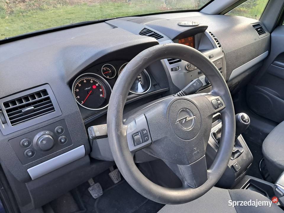 Opel Zafira z gazem 7 osob lubelskie Łęczna sprzedam