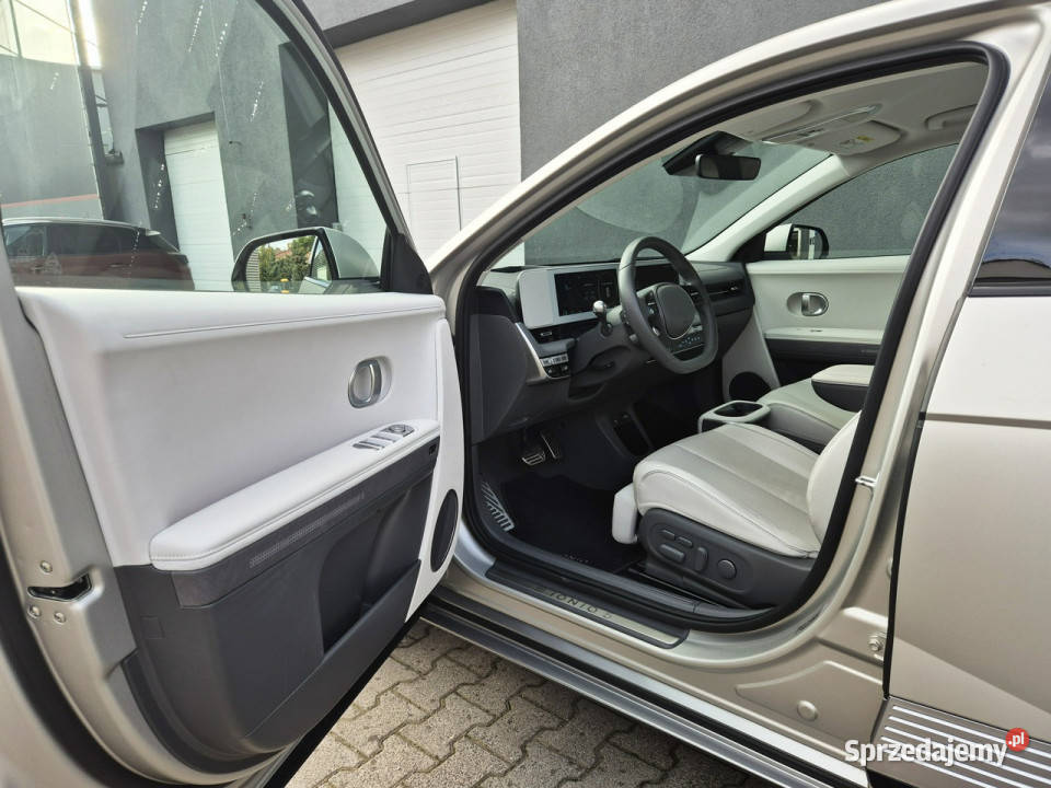 Hyundai IONIQ 5 Hyundai IONIQ 5 77kWh Uniq 4WD łódzkie Łódź