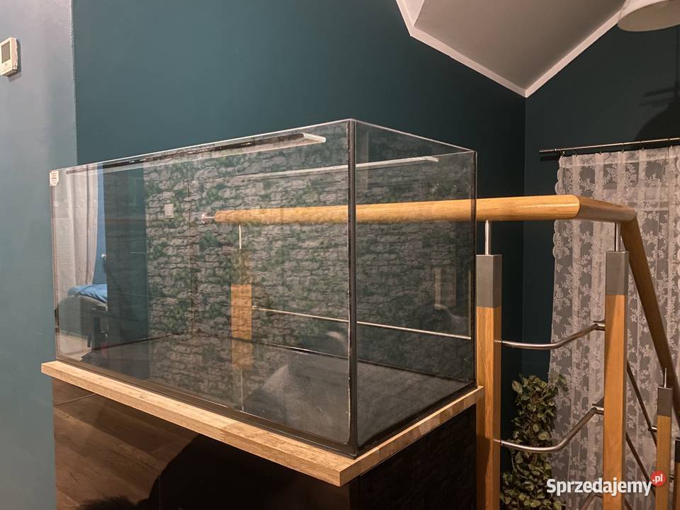 Sprzedam akwarium 112 l z pokrywą