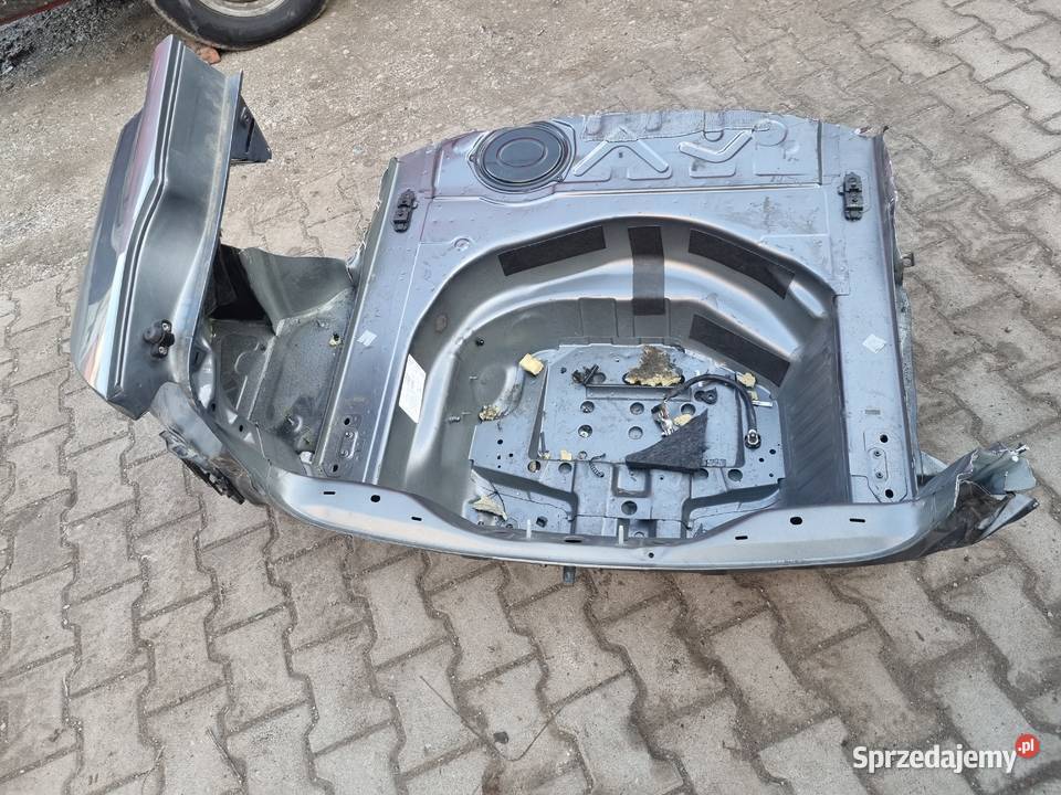 Pas tylny wanna ćwiartka Audi a5 8t sportback Rok produkcji 2012