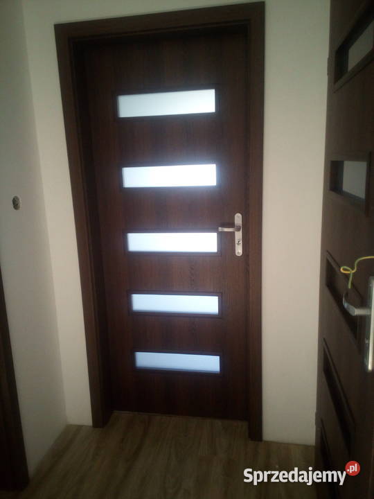 Drzwi pokojowe na wymiar Kamuflaż futryn Nowe Drzwi i okna śląskie Częstochowa sprzedam