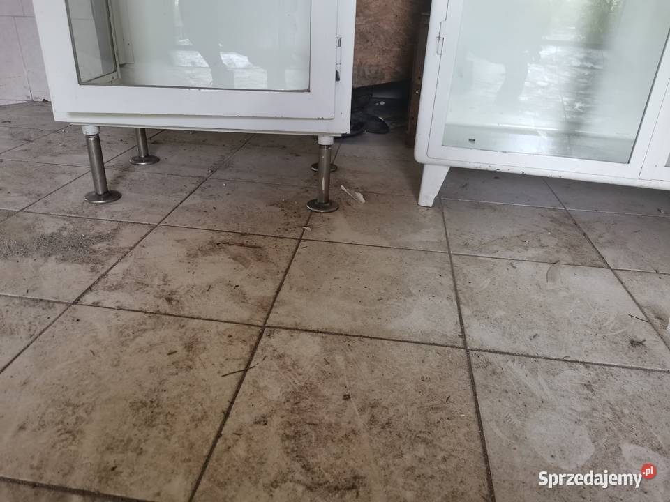witryna serwantka biloteczka szafa medyczna loft Szczurowa
