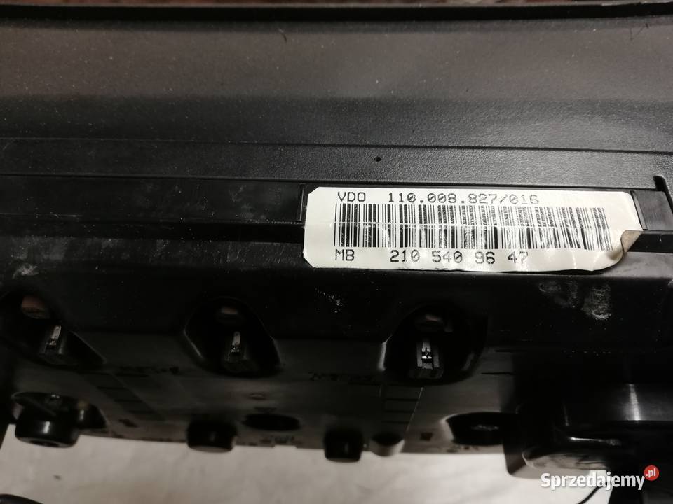 Licznik zegar prędkościomierz mercedes w210 30