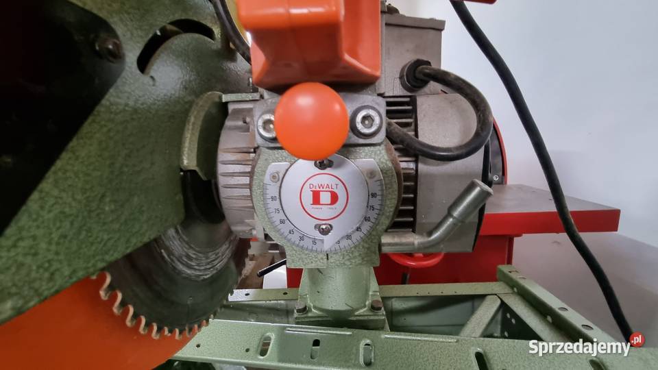 Piła Poprzeczna Radialna Ukośnica Dewalt 8101 Karsin