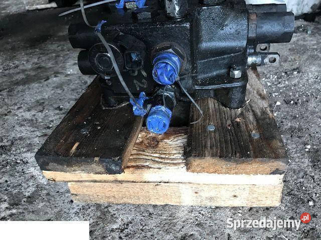 JCB 3cx Contractor Rozdzielacz Tylny wielkopolskie Jastrzębniki