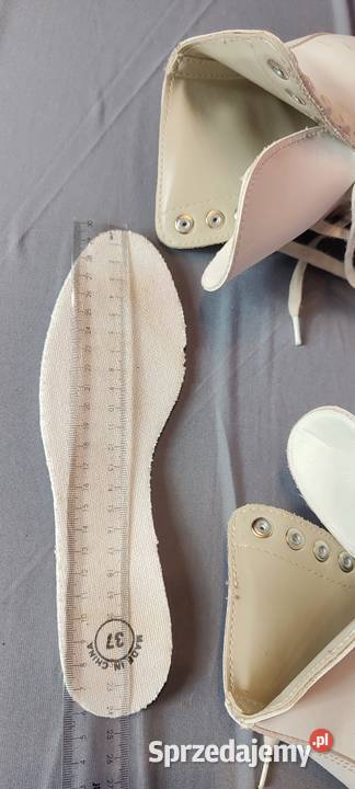 Łyżwy figurowe Tecno Pro rozmiar 37 wkładka 244 Jasień